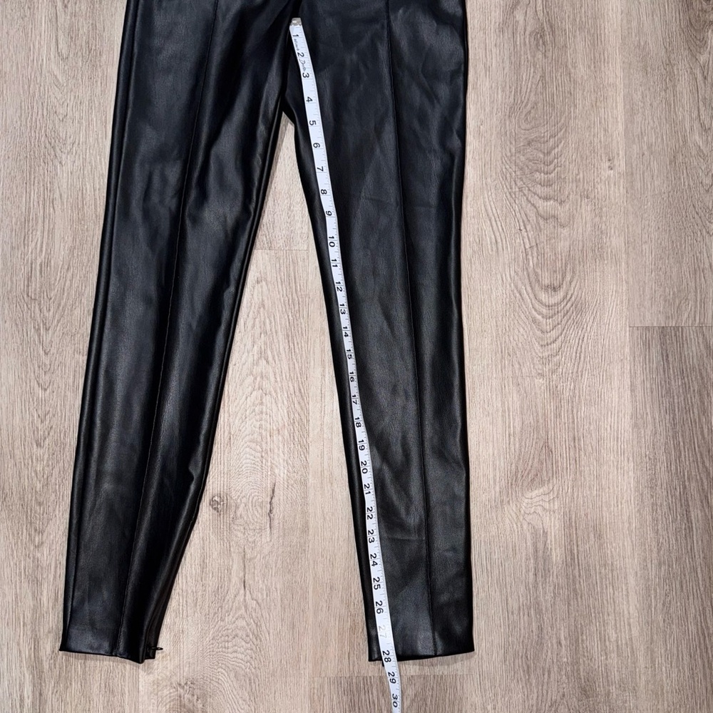 ZARA Faux Leather Leggings with Zipper Detail - Picture 2 of 8